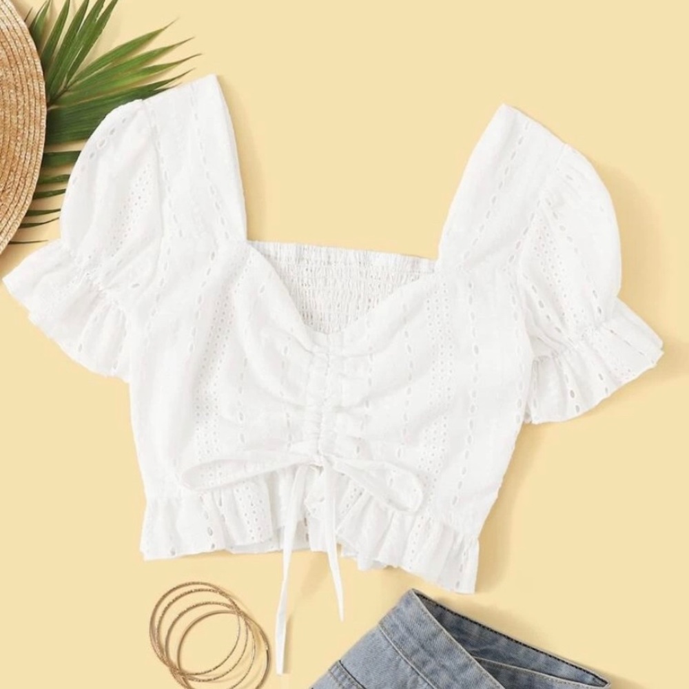 Drawstring Peptum White Top